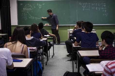 Desempenho de escolas públicas no Enem 10 04 2019 Enem Fotografia