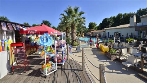 Camping Holiday Marina Toiles Grimaud Toocamp