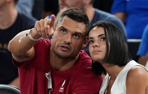 Florent Manaudou est-il en couple avec Elsa Bois ? Il répond enfin - Public
