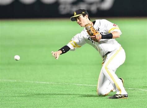 ソフトバンク周東が今季初の2盗塁「バッテリーにプレッシャーを」 プロ野球写真ニュース 日刊スポーツ