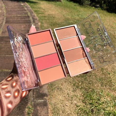 Paletas De Blush E Contorno O TWO O 4 Cores Acabamento Matte E