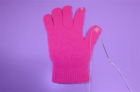 DIY Touchscreen Gloves Tutorial and Images