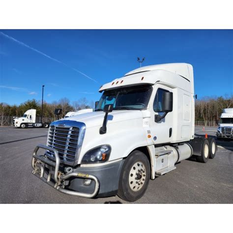 2018 Freightliner Cascadia M8008 In Nc