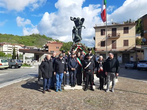 Mesta Cerimonia A Carsoli Per Lanniversario Della Liberazione