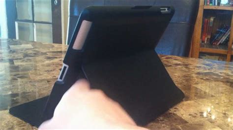 Speck Fitfolio Case For Ipad 2 And New Ipad 3 Youtube