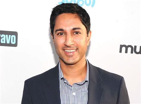 Maulik Pancholy From Celebs Who Ve Come Out As Gay E News