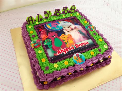 Happy Birthday Barney Cake