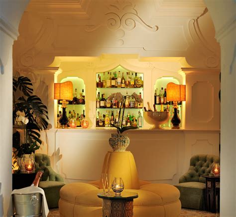 Le Sirenuse Hotel – Glamour In Positano