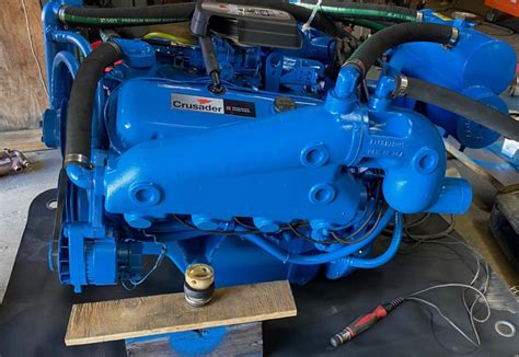Crusader 454 Complete Engine Standard Rotation Fresh Water Cooled