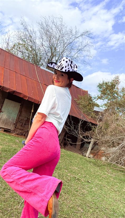 Meg Reily's Amazon Page