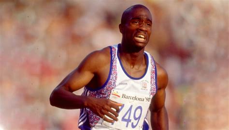 Una foto una historia Derek Redmond el atleta que emocionó al mundo