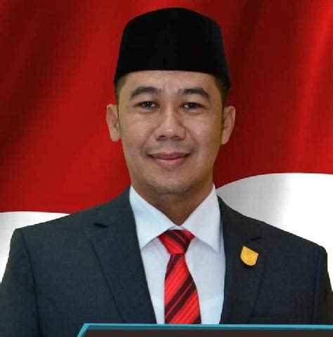 kembali pimpin ipsi kuansing solehudin targetkan  emas  porprov