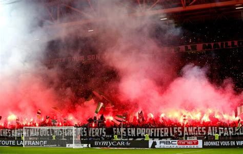 Les supporteurs ultras sopposent à une reprise prématurée du football