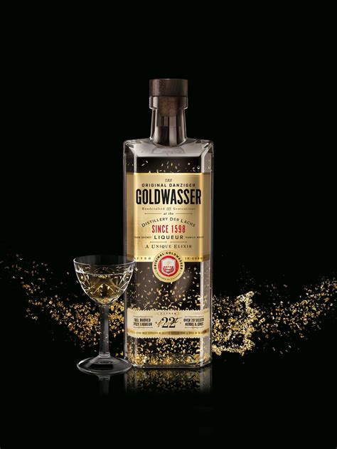 Goldene Momente The Original Danziger Goldwasser Liqueur