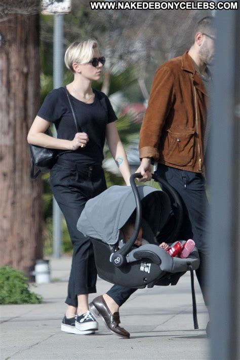 Scarlett Johansson Los Angeles Celebrity Beautiful Babe Posing Hot Paparazzi Angel Los Angeles