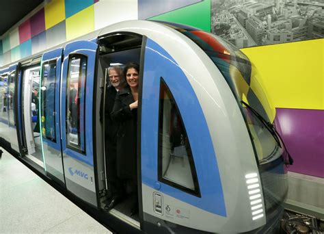 Public Unveiling Of First Munich C2 Metro Train Press Company Siemens