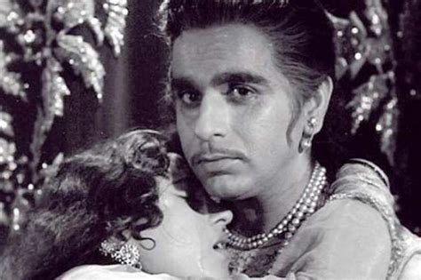 Dilip Kumar and Madhubala love story ended during filming of Mughle ...