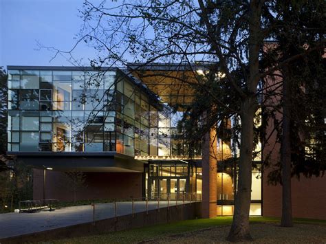 Paccar Hall Foster School Of Business University Of Washington By Lmn