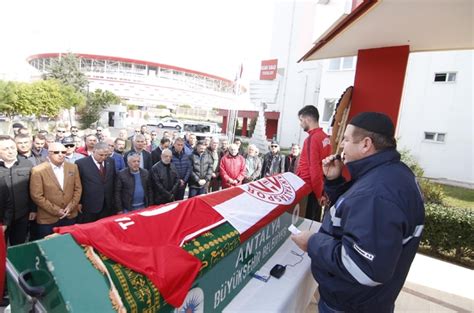 Antalyaspor Un Eski Futbolcusu Hayat N Kaybetti Antalya Haberleri