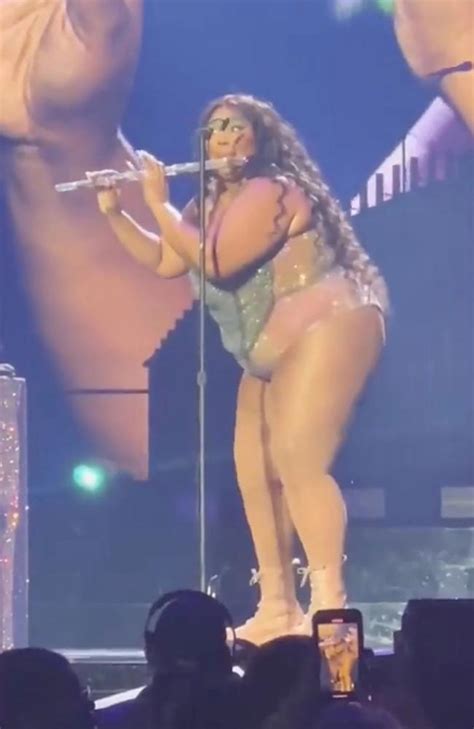 Lizzo Twerks While Playing President James Madisons Year Old