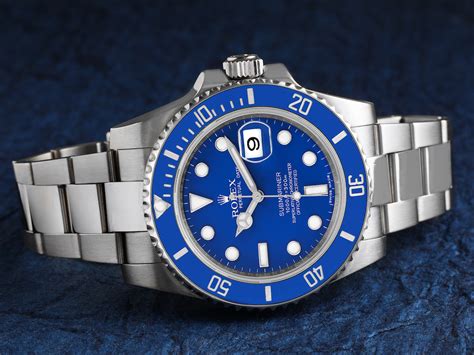 Guide To The Rolex Submariner Smurf The Watch Club By Swisswatchexpo