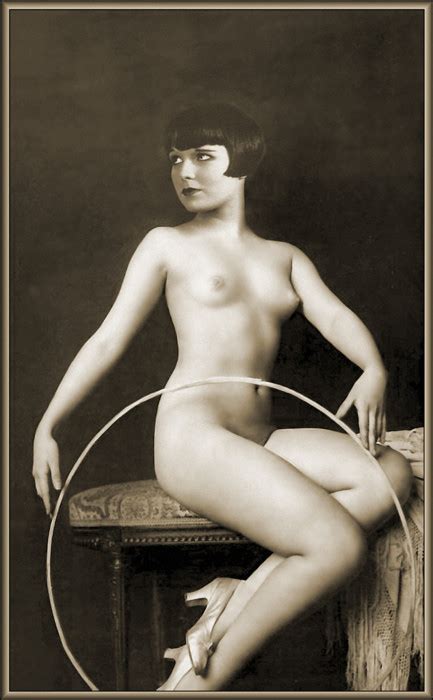 Gloria Swanson Nude