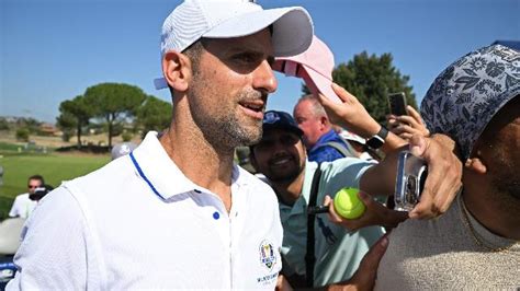 Djokovic un giorno alla Ryder Cup di golf Più dura lerba alta dello