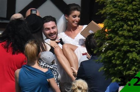 Jan Kliment Zabra On Na Rajskie Wakacje Tak Wygl Da Lenka W Bikini