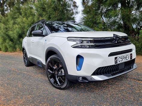 ROAD REPORT Citroen C5 Aircross Car Tests