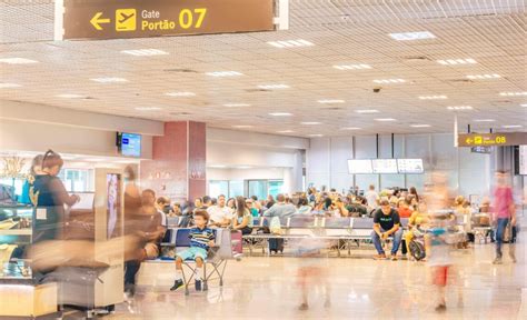 Aeroportos Portugueses T M Movimenta O Hist Rica Em Abril Circuito Mundo