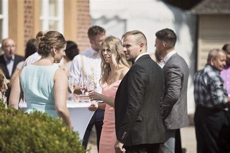 Empang An Der Orangerie Hochzeit Von Liane Pablo 2019 In Der