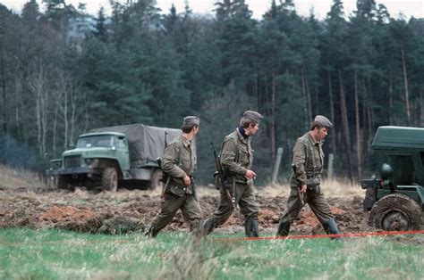 Grenztruppen Der Ddr National Peoples Army 1979 Border Guard