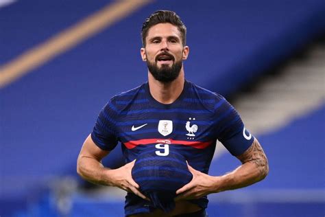 Giroud Lascia Il Chelsea L Agente Conferma Le Voci E Apre All Italia