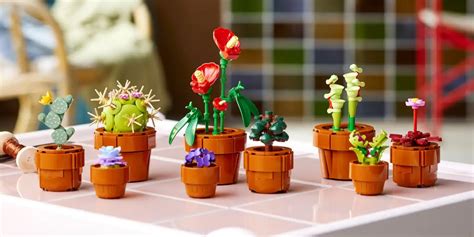 LEGO Tiny Plants Revealed As Set Number 10329