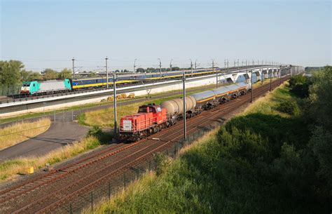 NMBS 2800 DB Cargo Nederland 6400 Moerdijk Whilst DB C Flickr