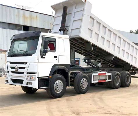 Sinotruk 12 Wheel Heavy Duty 375 HP 40 Ton Used Dump Truck China Used