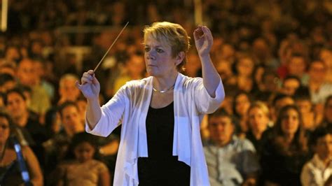 Video Trailblazing Conductor Marin Alsops Message On Breaking The