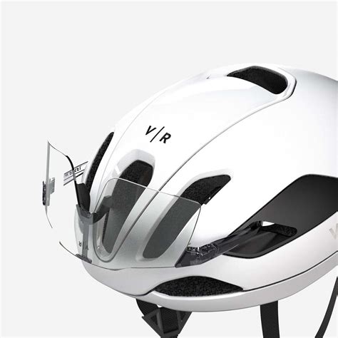 Le casque aéro Van Rysel FCR qui équipera l équipe Decathlon AG2R La