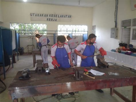 Teknik Fabrikasi Logam TFL SMK Negeri 2 Karang Baru