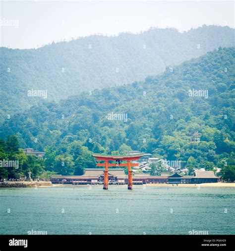 The Famous Floating Torii Gate Of Itsukushima Shrine Itsukushima Jinja