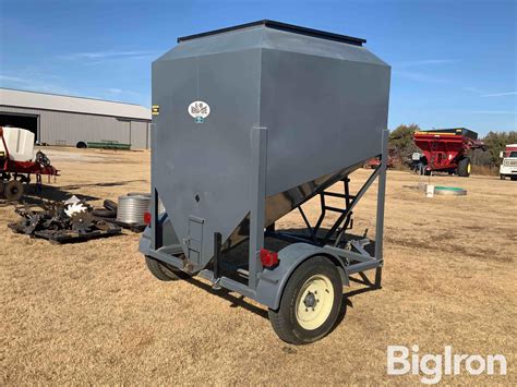 L H Versa Tote Sa Feed Trailer Bigiron Auctions