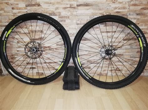 BONTRAGER Mustang Elite TLR 29 MTB kotači