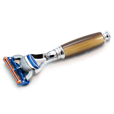 Yonge Gillette Fusion Razor Handle — Fendrihan Canada