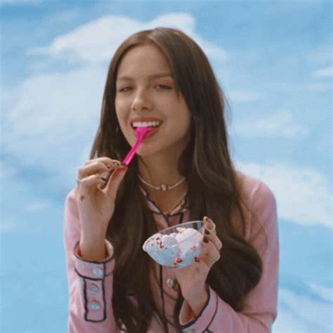 Eating Ice Cream Olivia Rodrigo Eating Ice Cream Olivia Rodrigo