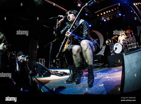 Lzzy Hale Hi Res Stock Photography And Images Alamy