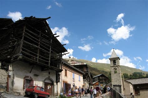 Du Nord Au Sud Les Plus Beaux Villages Des Alpes Alti Mag