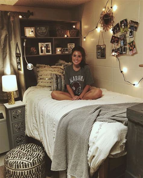 39 Cute Dorm Rooms Were Obsessing Over Right Now By Sophia Lee