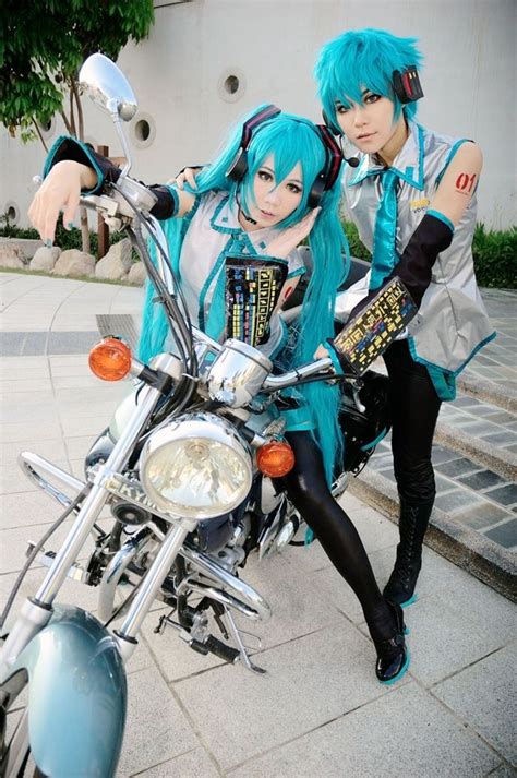 すごいカッコいい！！ MIKU\^☀^／MIKUO V O C A L O I D | Cute cosplay, Vocaloid ...