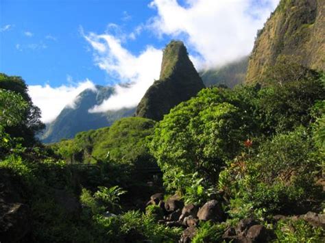 Iao Valley – Teeming with natural beauty and historical significance ...