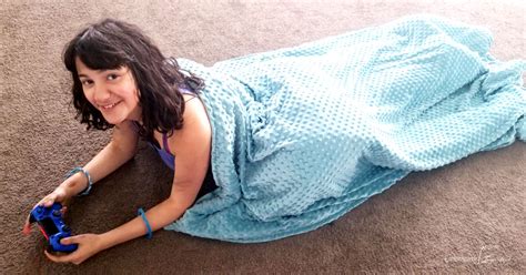 Weighted Blanket for Autism: Our Experience With Sonna Zona - Embracing ...